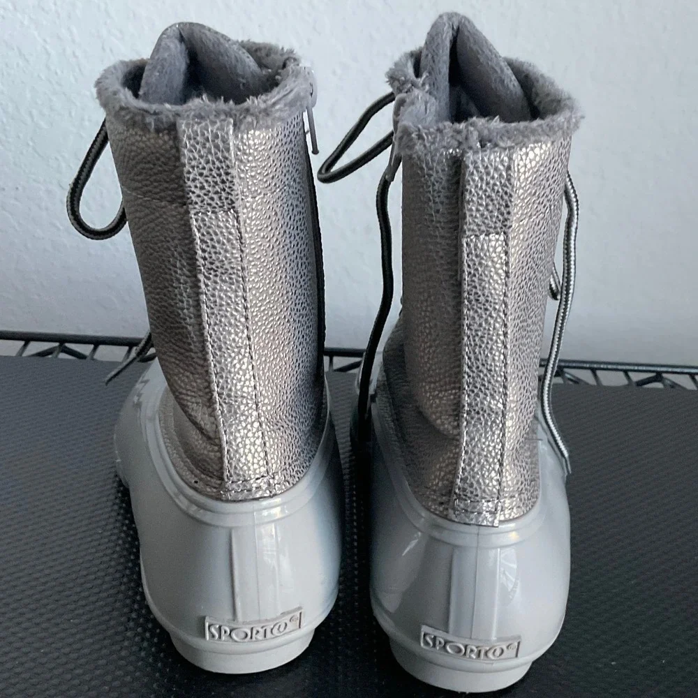 Sporto Bella Grey Metallic Silver Faux Fur Lined Duck Boots Womens 9M